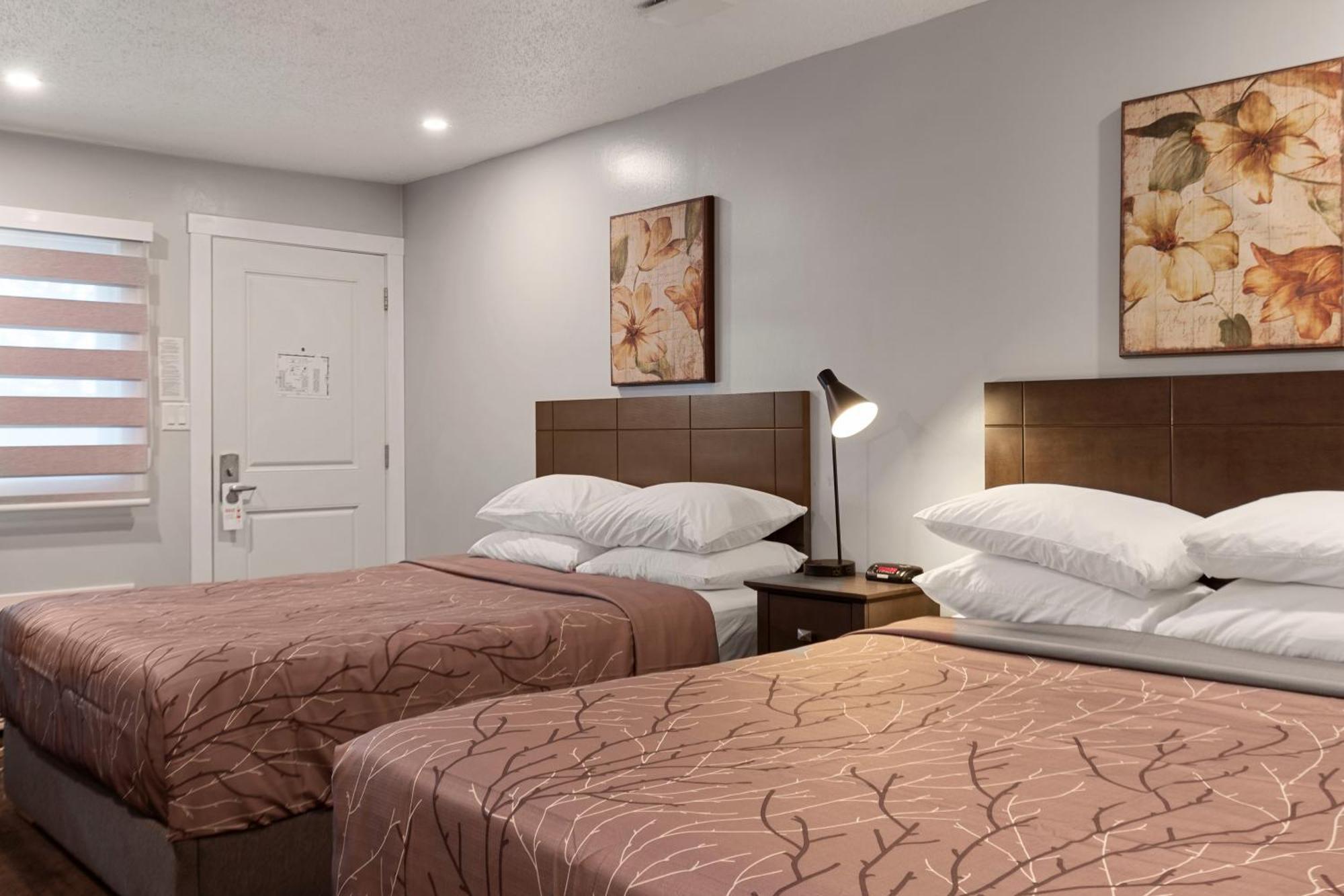 Oasis Inn Kelowna Eksteriør billede