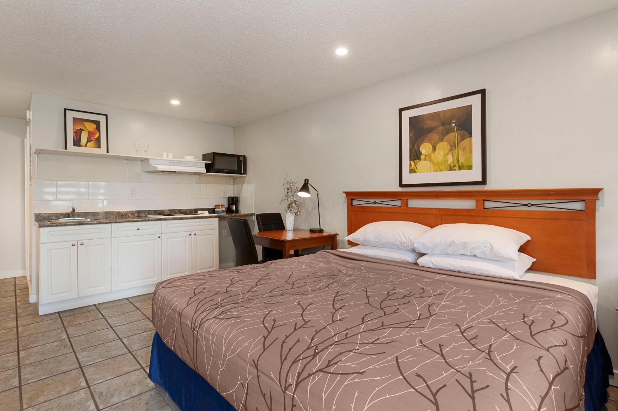 Oasis Inn Kelowna Eksteriør billede